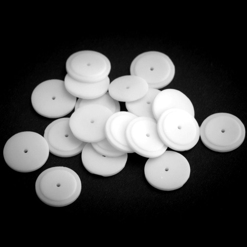 Aluminiumoxiddeckel Φ6,5mm mit Loch (20Stk)